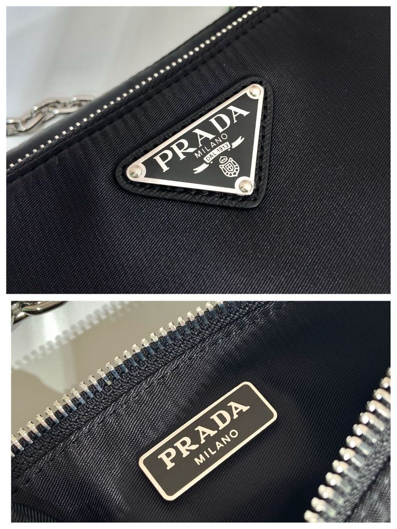 Pra*a hobo bags